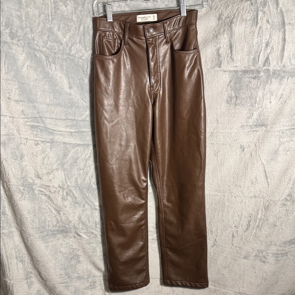 Abercrombie & Fitch the 90’s straight ultra high rise size 25 0s vegan‎ leather